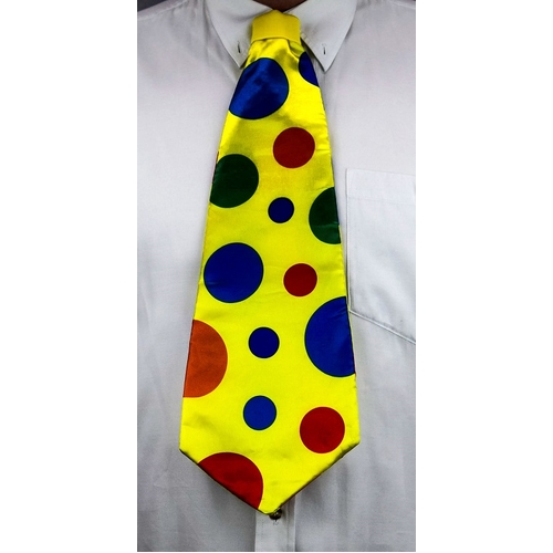 JUMBO CLOWN TIE 